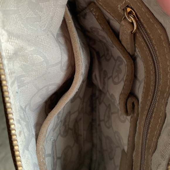 🖤Michael Kores Fringe Hobo Bag🖤 - Picture 8 of 10